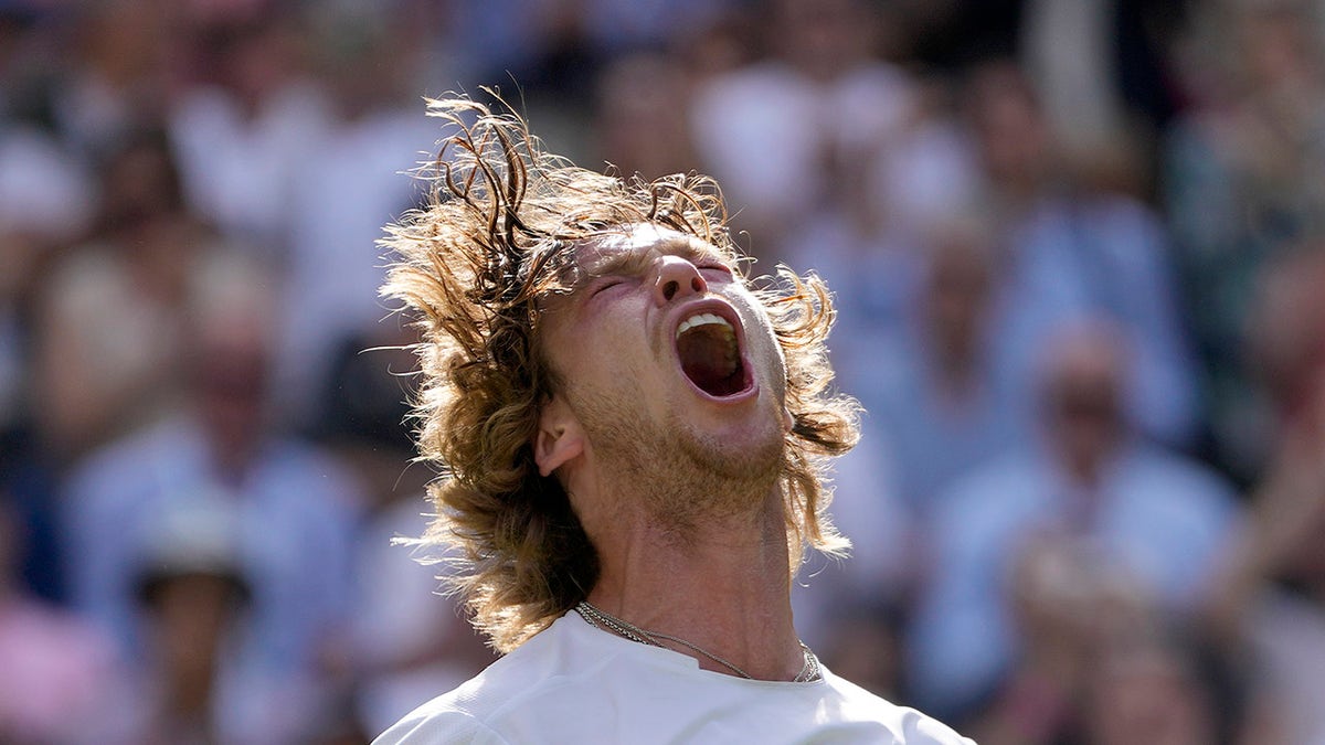 Andrey Rublev shouts