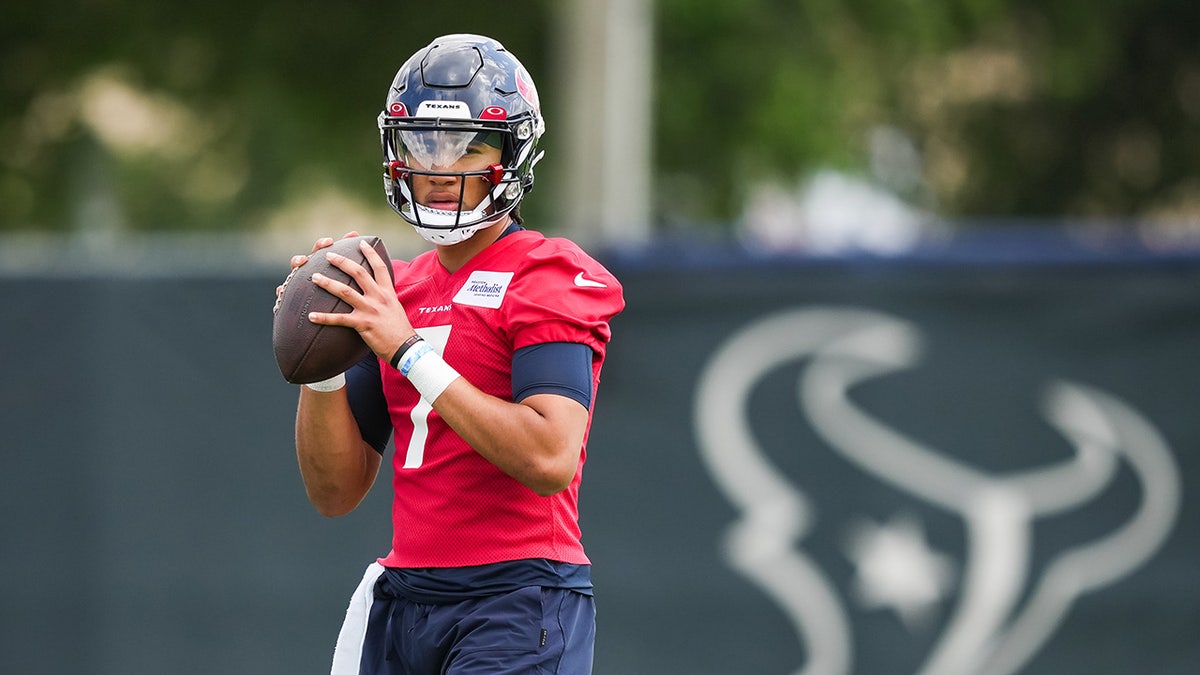 Rookie QBs C.J. Stroud of Texans, Anthony Richardson of Colts agree to  guaranteed 4-year contracts