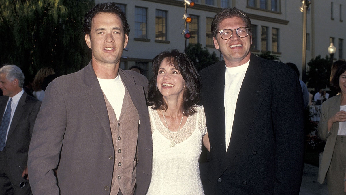 Tom Hanks, Sally Field, and Robert Zemeckis on the red carpet