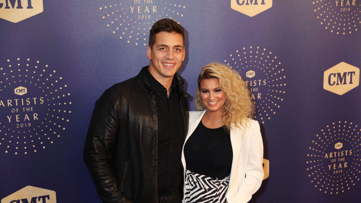 Andre Murillo and Tori Kelly