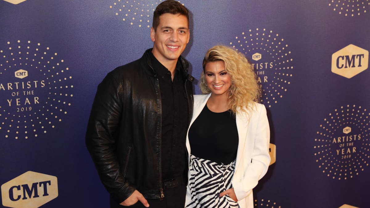 Andre Murillo and Tori Kelly