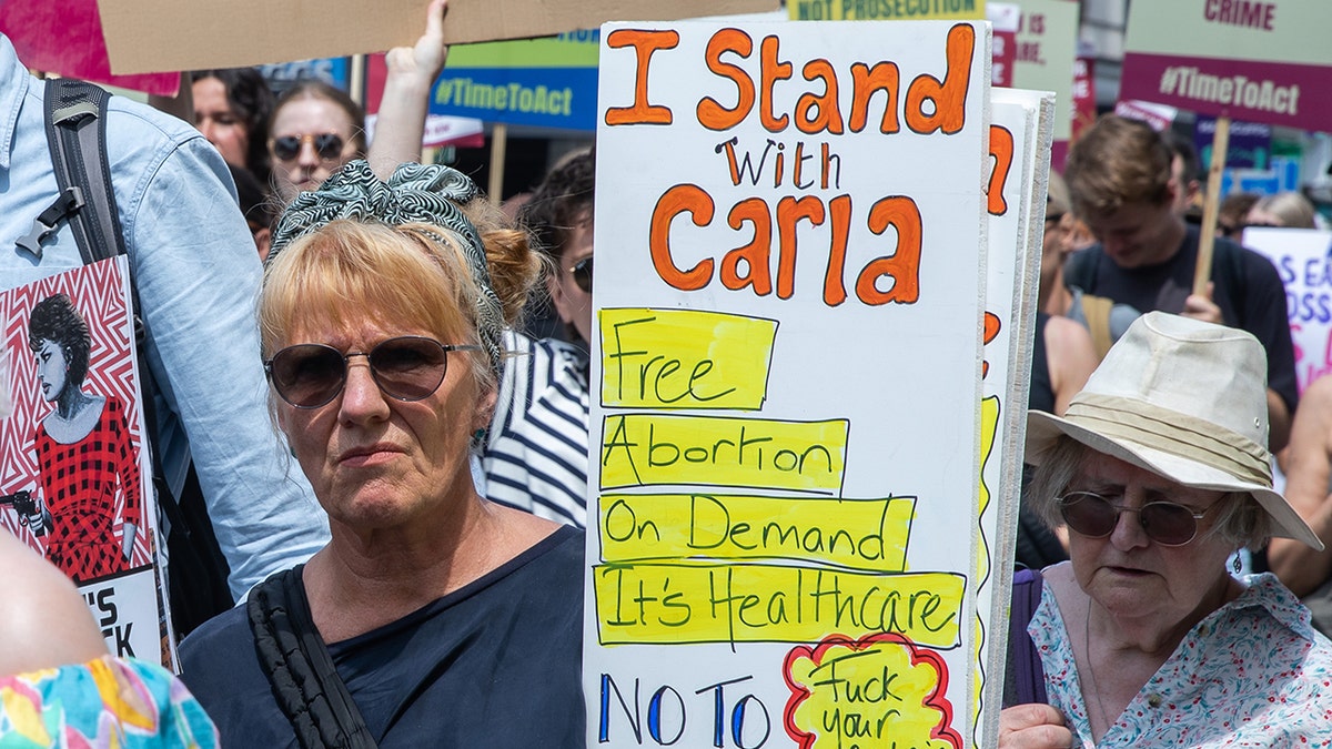 Protestors for abortion in England