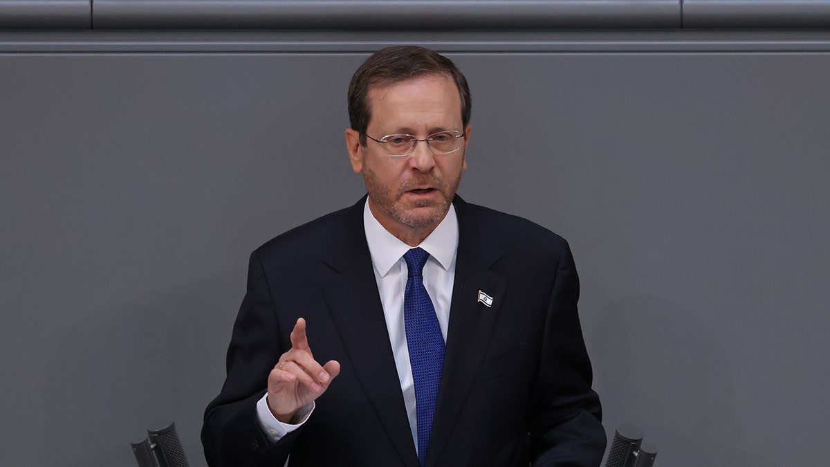 Isaac Herzog