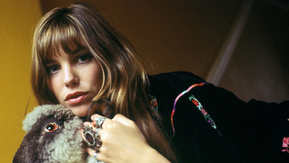 Jane Birkin models in a photo from the 1960s