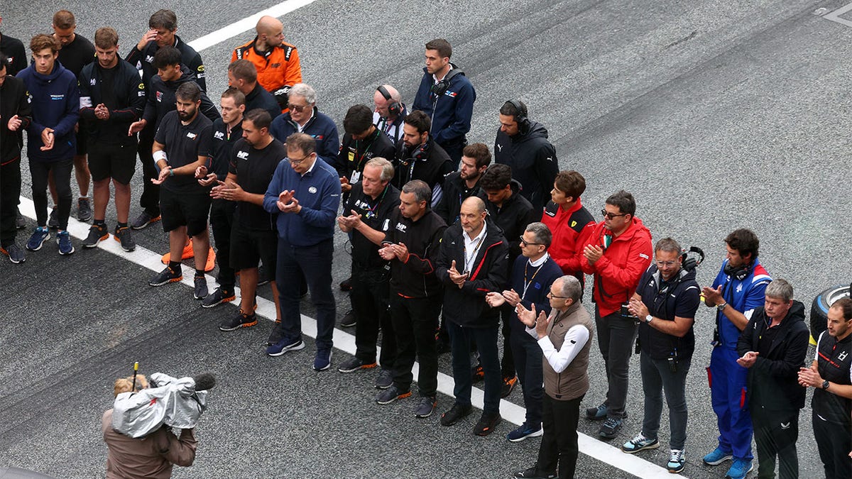F2 community holds moment of silence for Dilano van ‘t Hoff