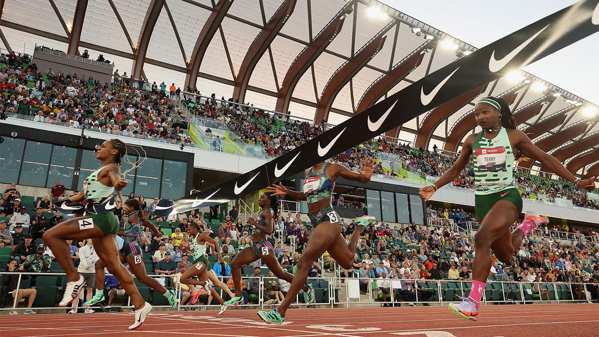 Sha'Carri Richardson wins the 100m final