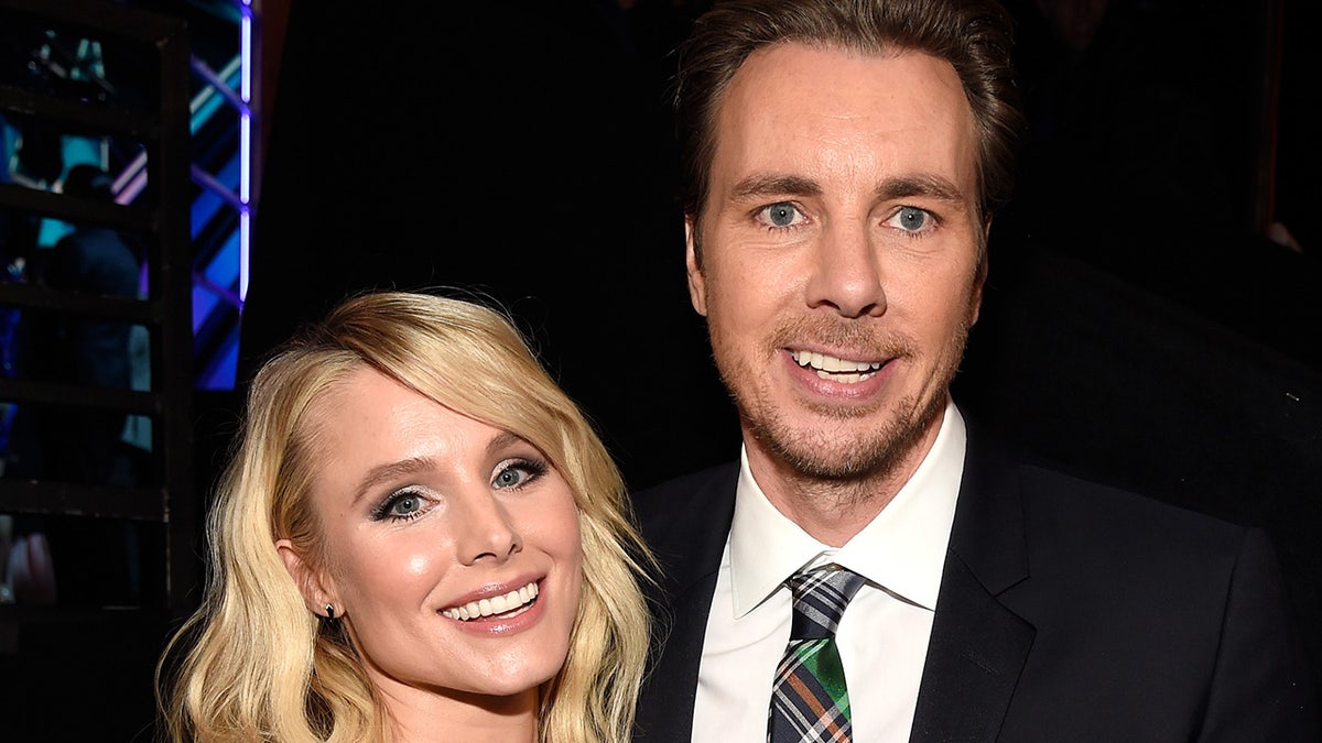 Kristen Bell and Dax Shepard smiling