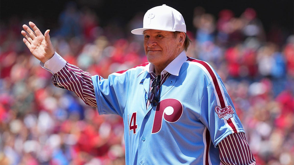 Manfred has no intention of altering Pete Rose's lifetime ban from
