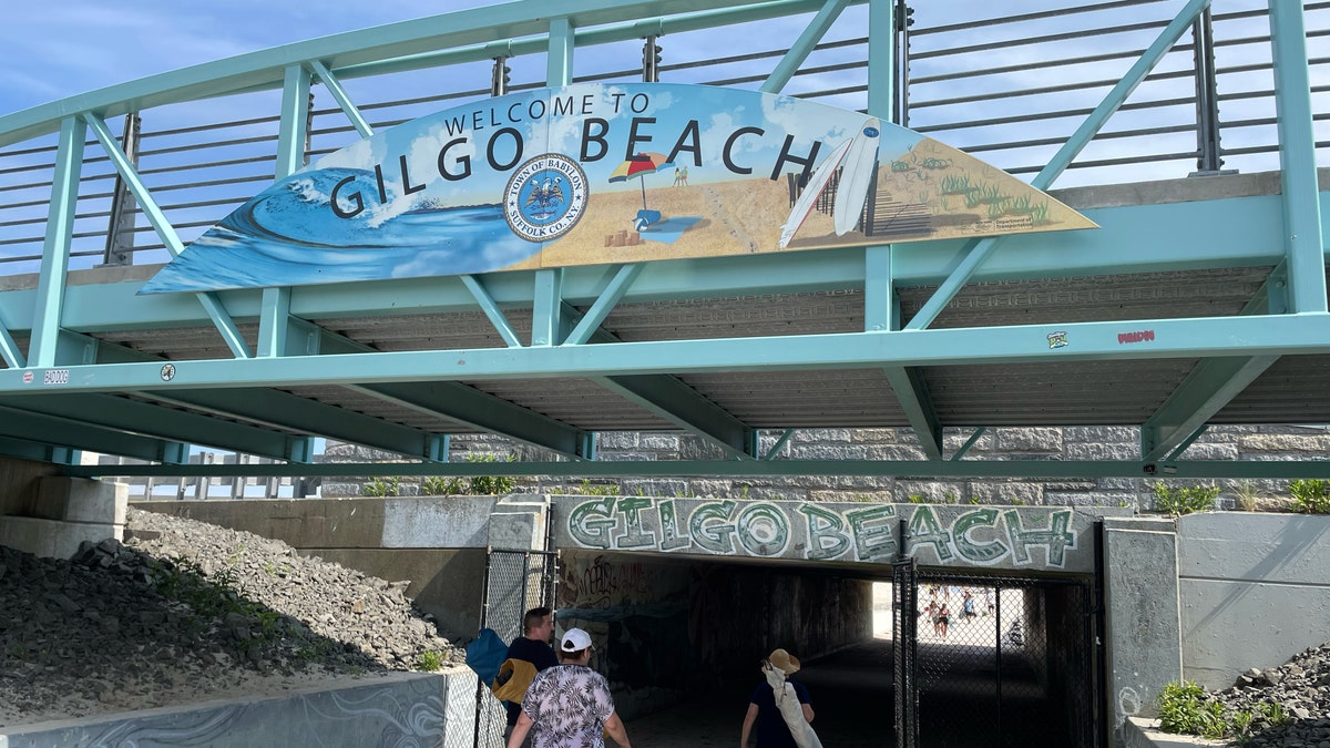 Gilgo beach entrance