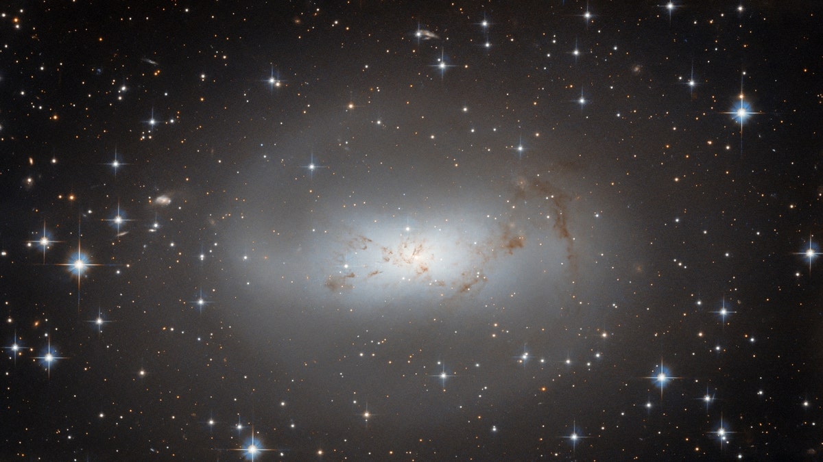 The galaxy ESO 174-1