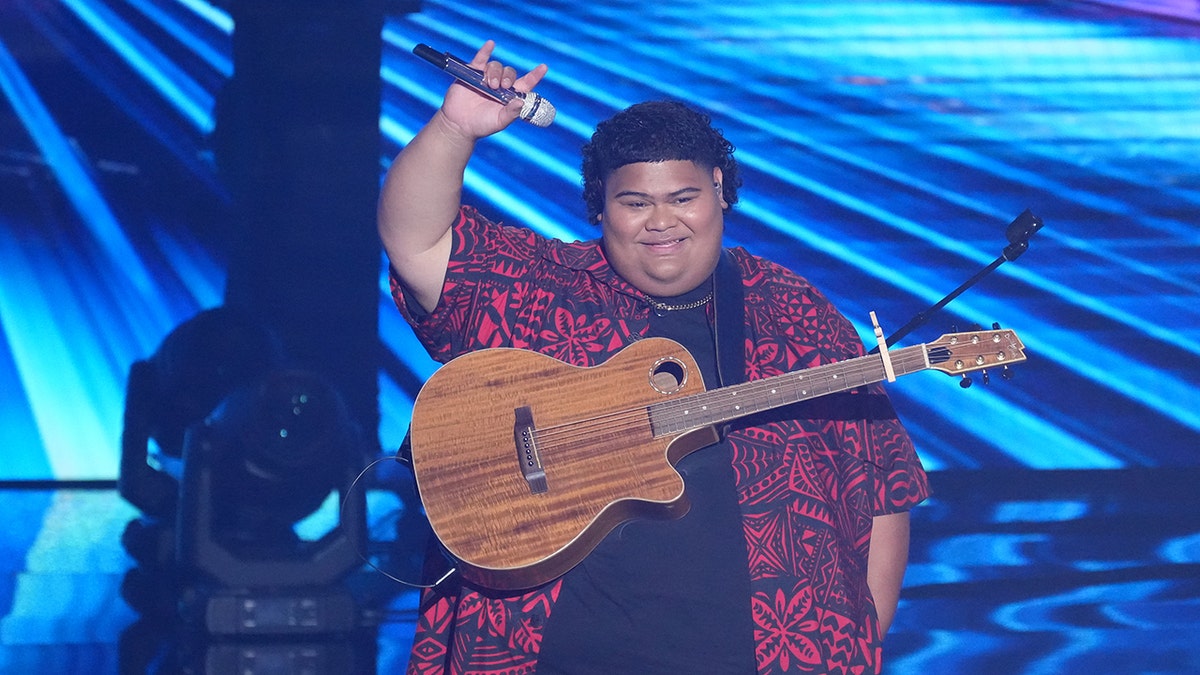 Iam Tongi on the American Idol final