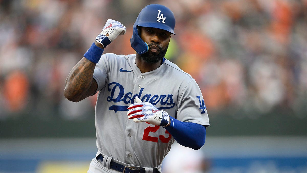 Jason Heyward celebrates