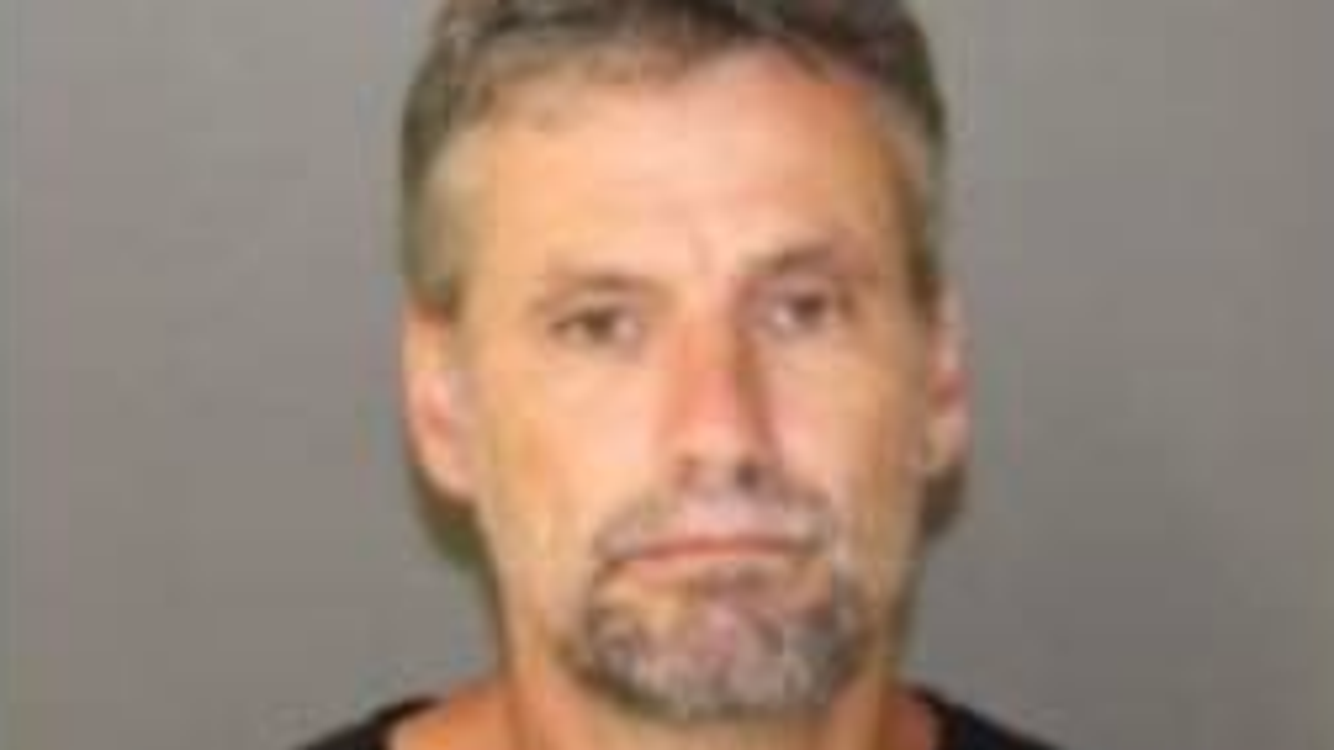 New Jersey police arrest suspect after possible pipe bombs found