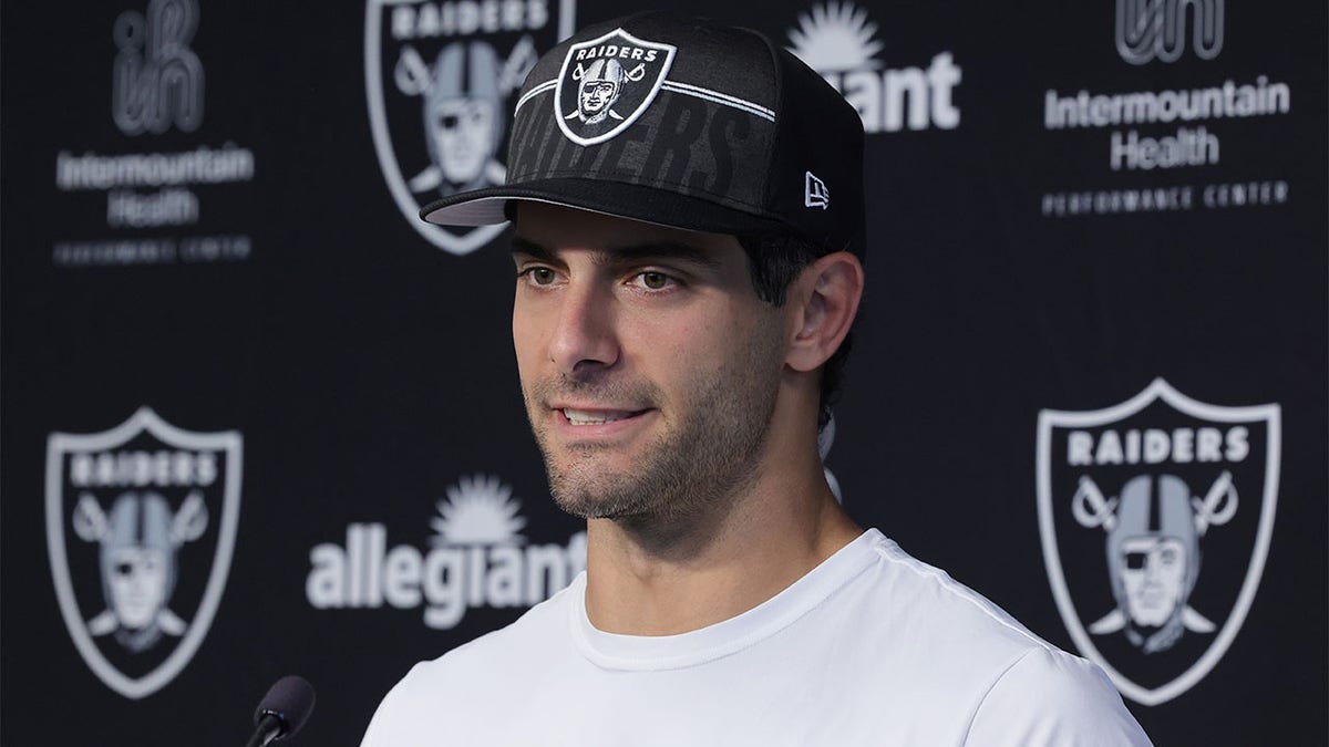 Jimmy Garoppolo speaks at the press conference