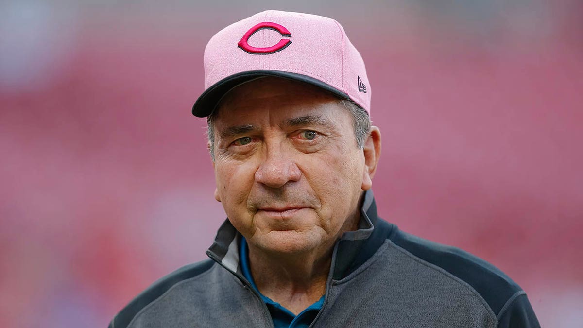 Reds: Johnny Bench is raising awareness about skin cancer