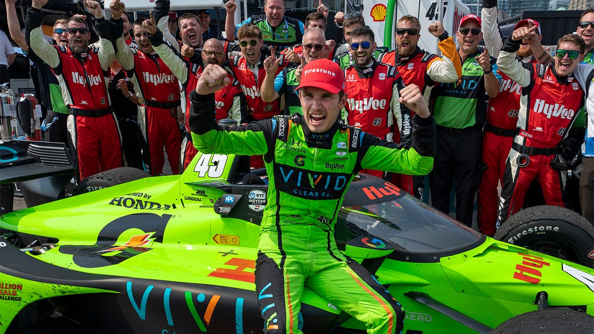 Christian Lundgaard celebrates with team