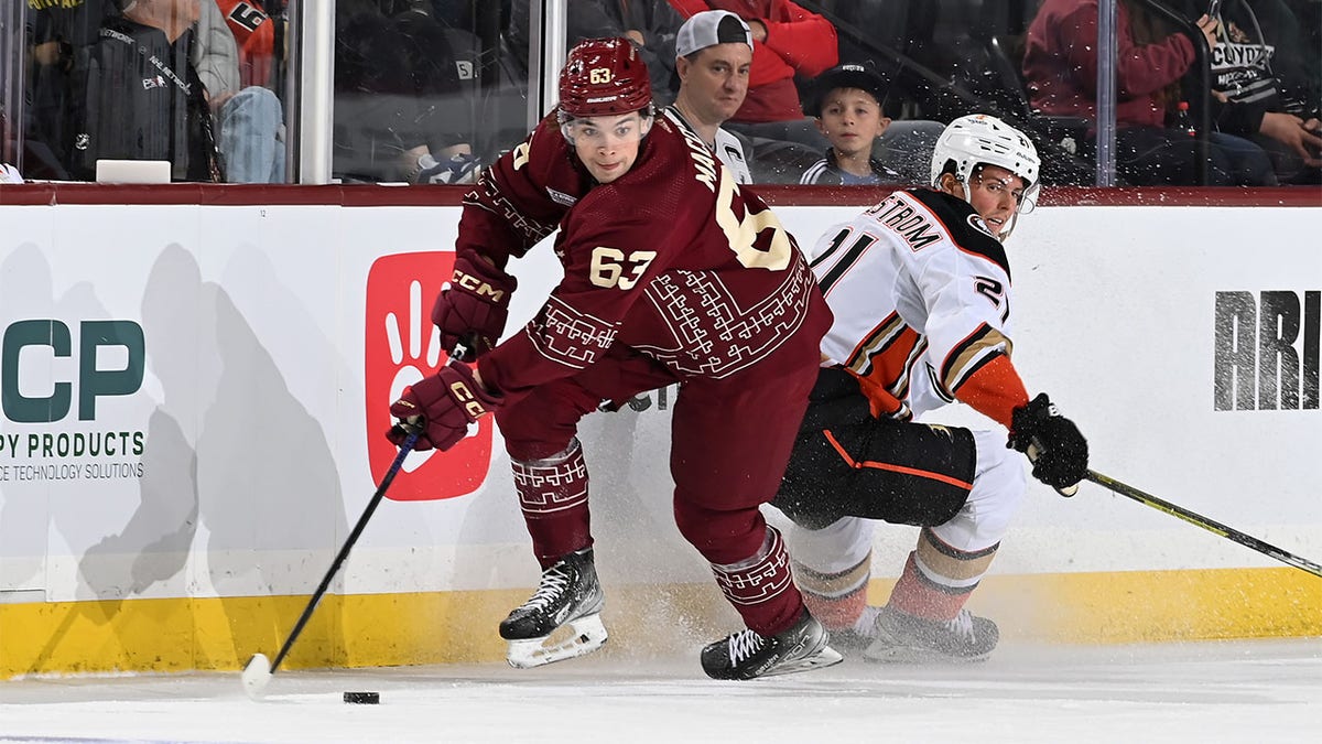 Matias Maccelli skates with puck