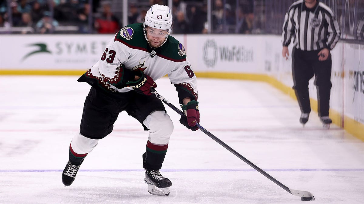 Matias Maccelli skates with puck