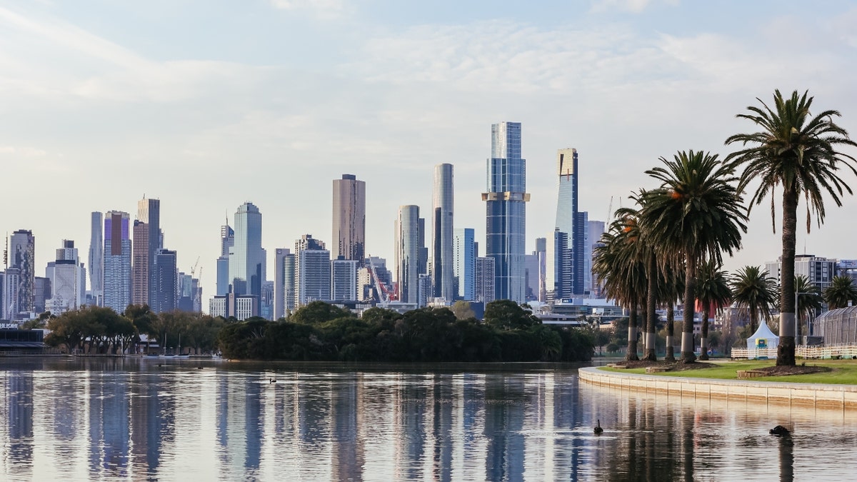 Sunny day and the Melbourne skyline
