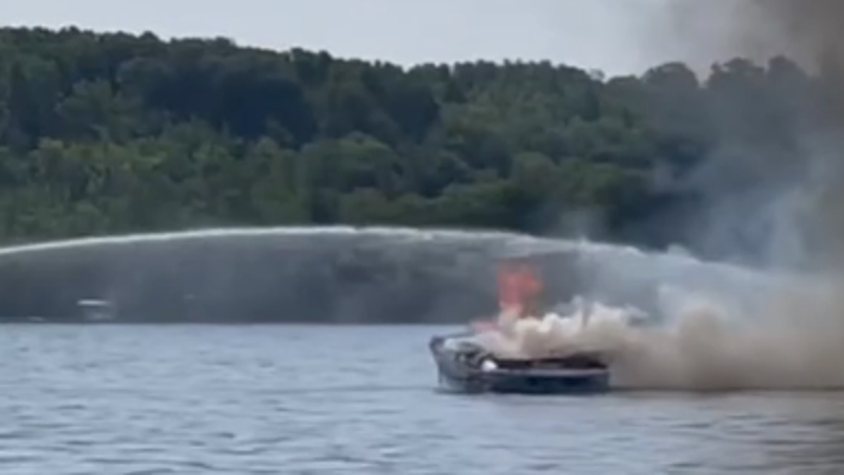 Michigan boat fire response