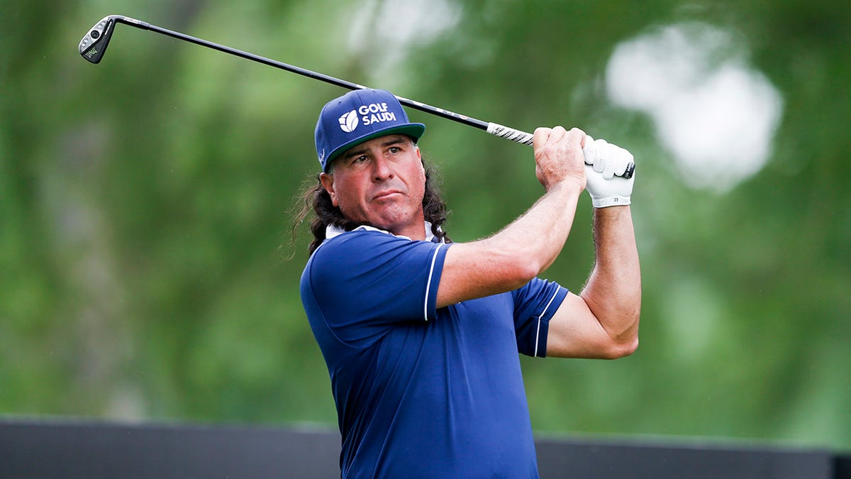 Who was Pat Perez's late brother, Mike?