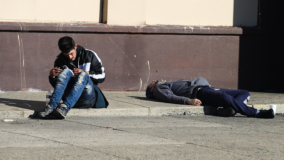 People on drugs in Kensington, Philadelphia