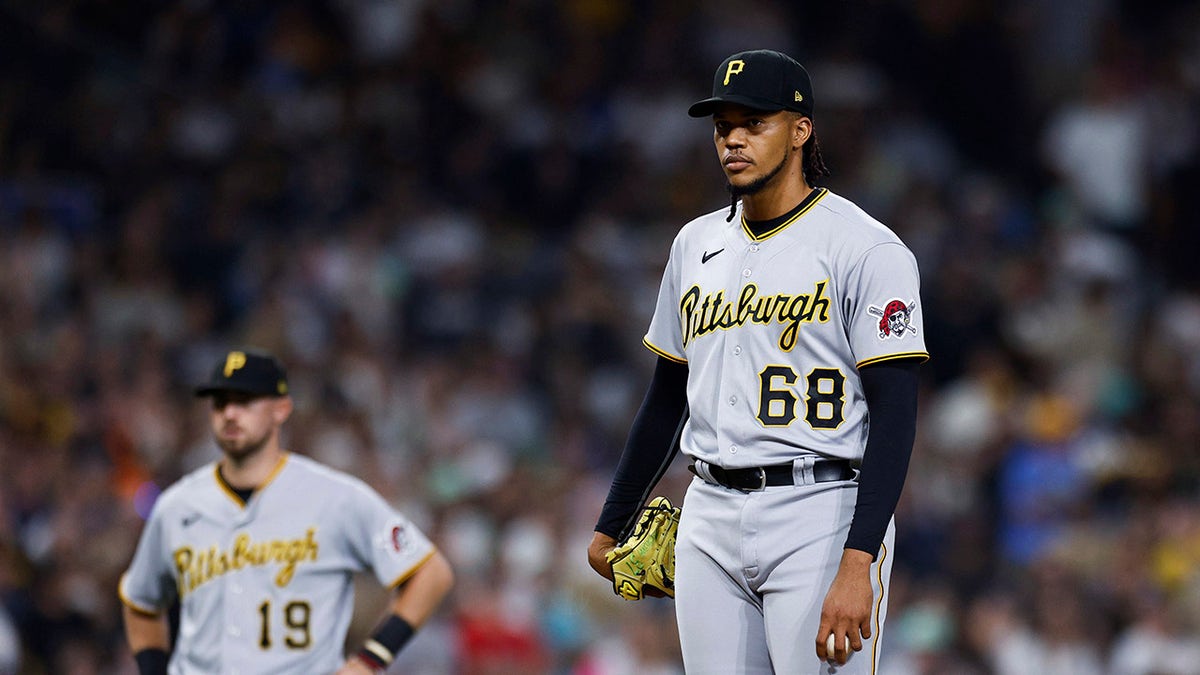 MLB suspends Pirates pitcher Angel Perdomo for intentionally