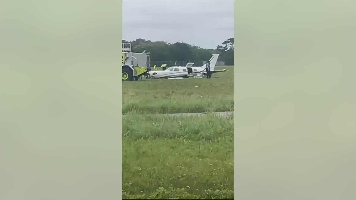 Martha's Vineyard plane crash seen after pilot emergency