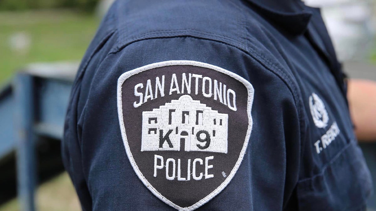 San Antonio k9 shoulder patch on police officer uniform