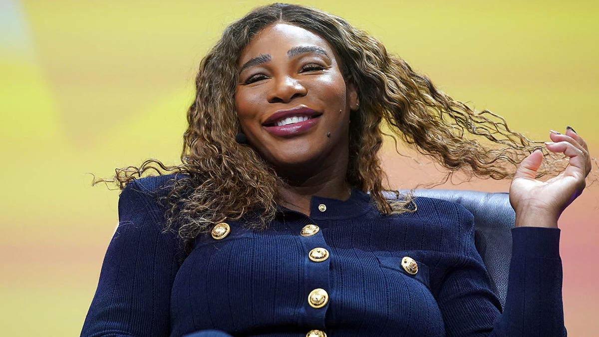 Serena Williams at a trade show