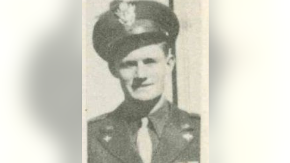 David Murrel Lewis in uniform