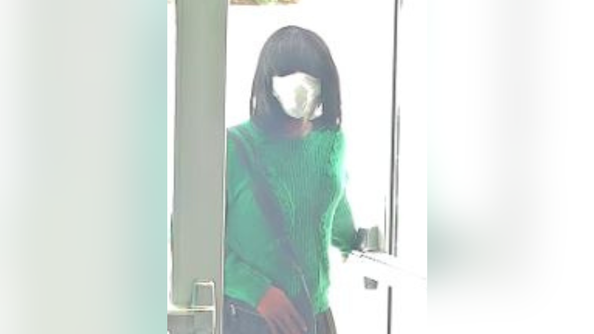Sticky Note Bandit entering fourth bank