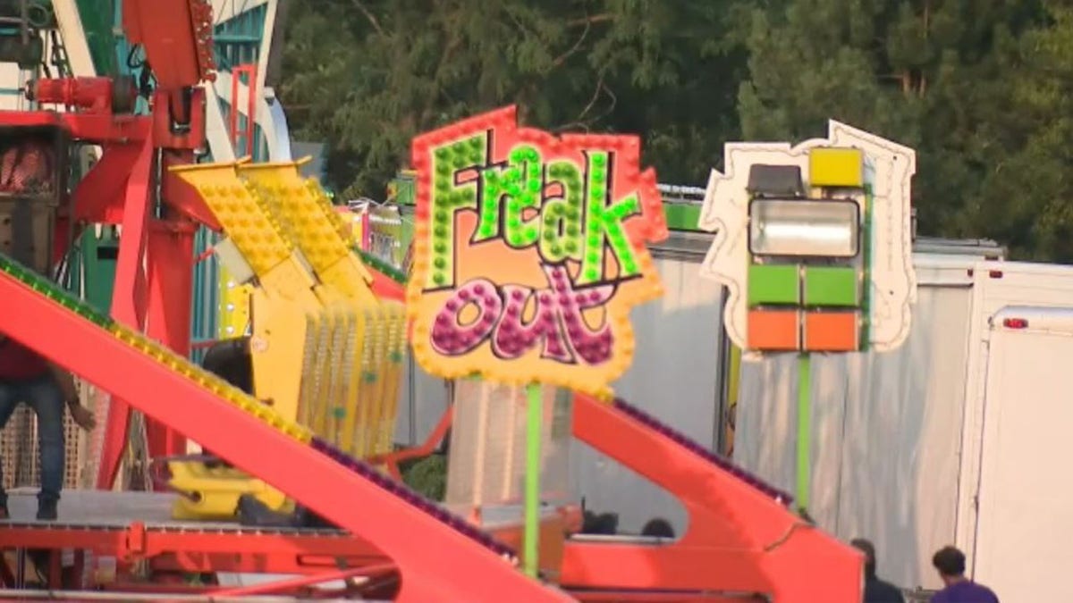 Illinois carnival shut down after child is thrown from ride