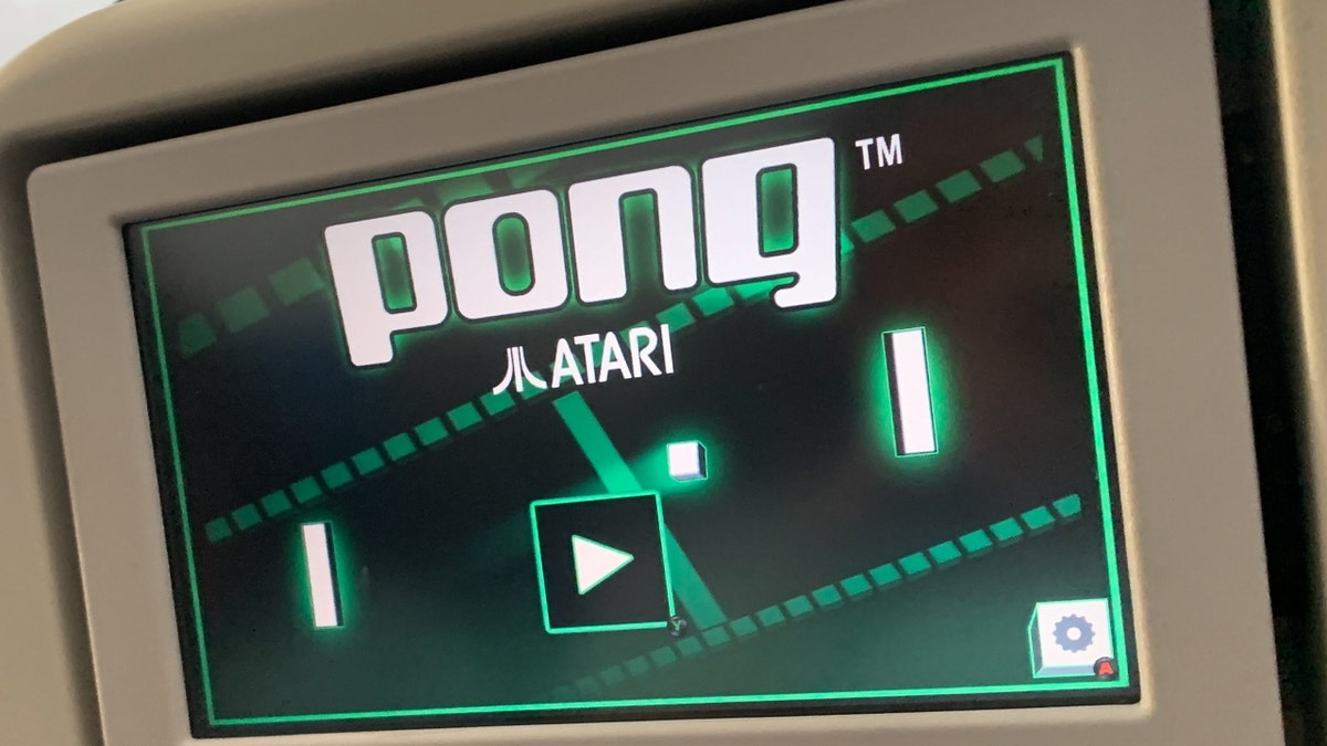 Pong on Atari screen