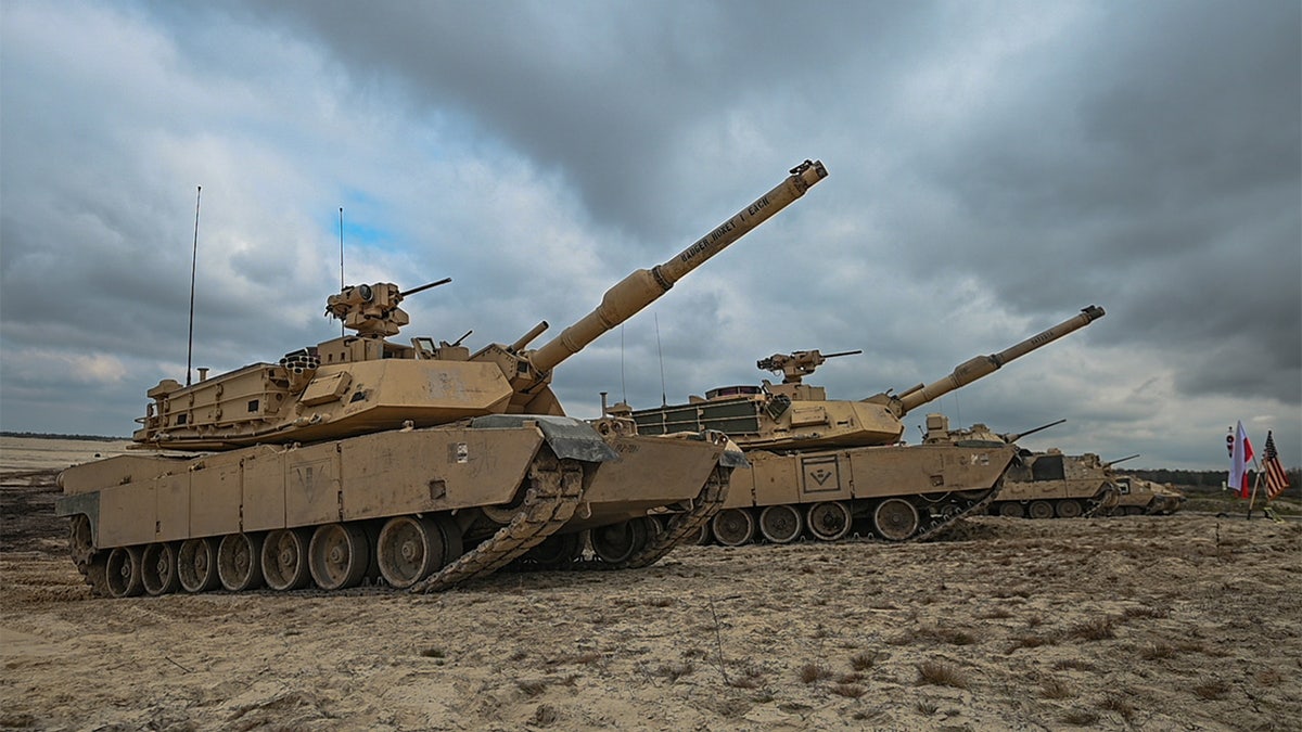 First US-made Abrams Tanks Arrive In Ukraine Months Ahead Of Schedule ...