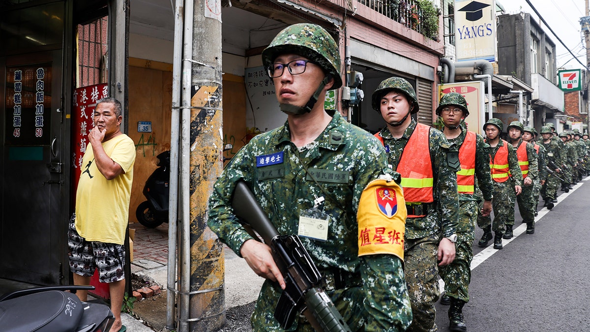 Taiwan troops