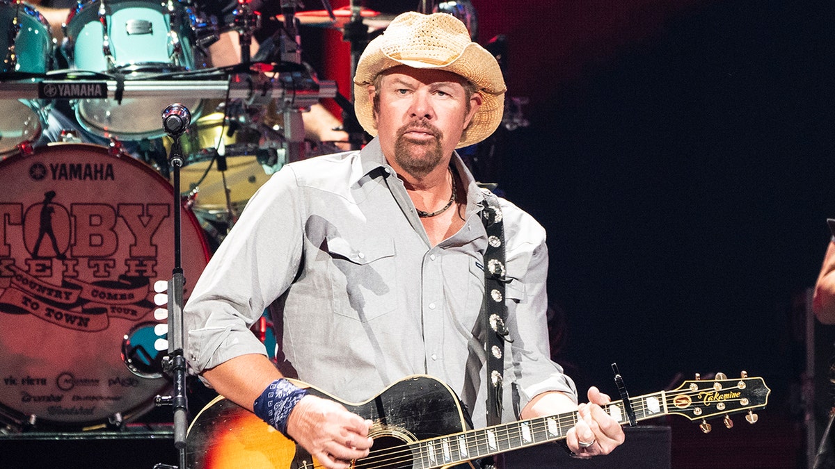 toby keith