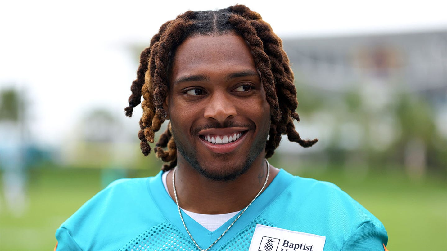 Dolphins Lock Down Defensive Star Ramsey with Three-Year, $72.3 Million Extension