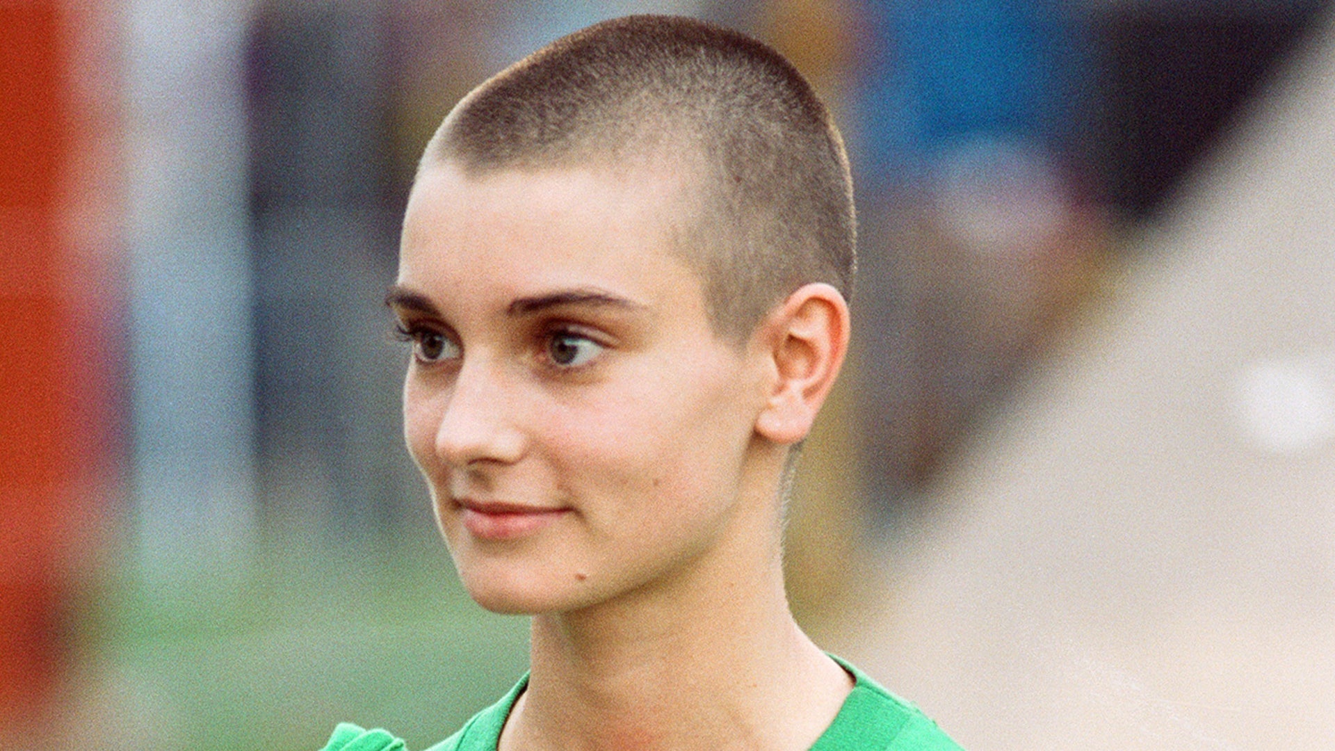Sinead O'Connor in green at Glastonbury