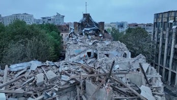 Russian airstrike hits school, kills 4 during aid distribution, Ukraine says