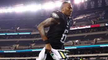 DeVonta Smith reveals crucial fatherhood advice Eagles teammates gave him as he prepares for baby girl