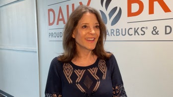 Williamson torches DNC's 'outrageous' support for Biden in 2024 Dem primary