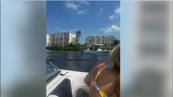 South Carolina plane crash near golf course leaves at least one dead, others injured