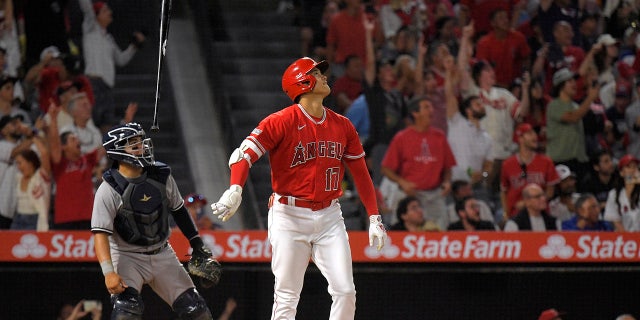 Shohei Ohtani bat flips