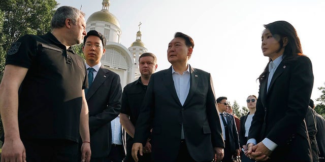 Der südkoreanische Präsident trifft sich mit ukrainischen Beamten