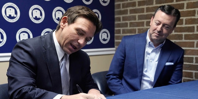 DeSantis signs paperwork for South Carolina primary