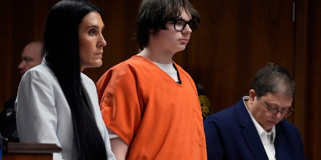 Oxford school shooter Ethan Crumbley's sentencing hearing to resume ...