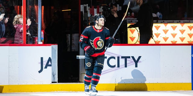 Alez DeBrincat salutes crowd