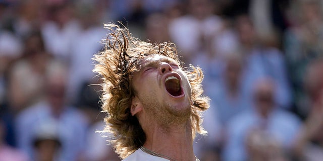 Andrey Rublev shouts