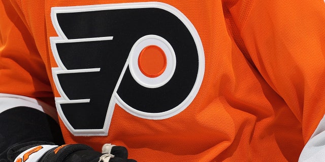 Flyers jersey logo